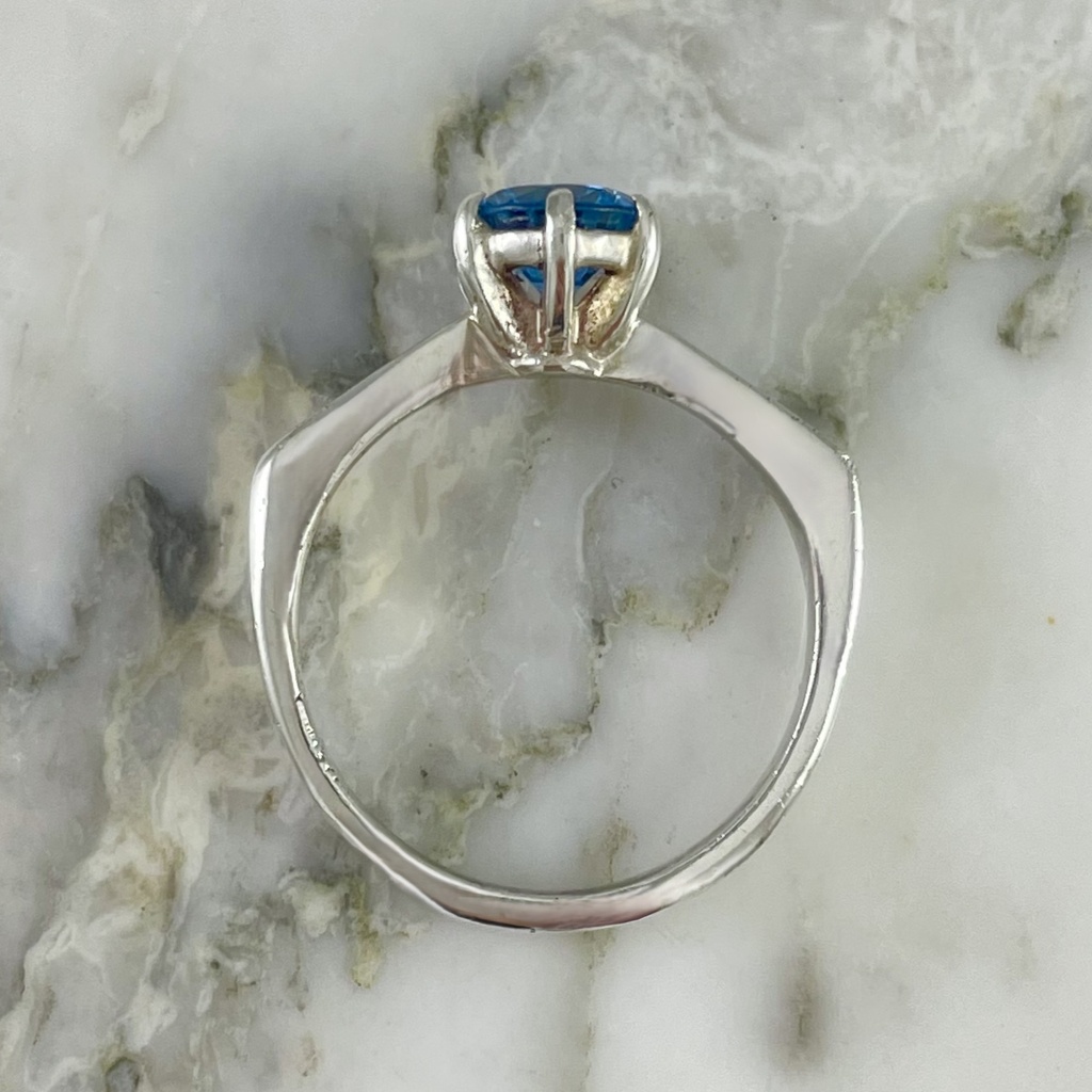Anillo Solitario Mont