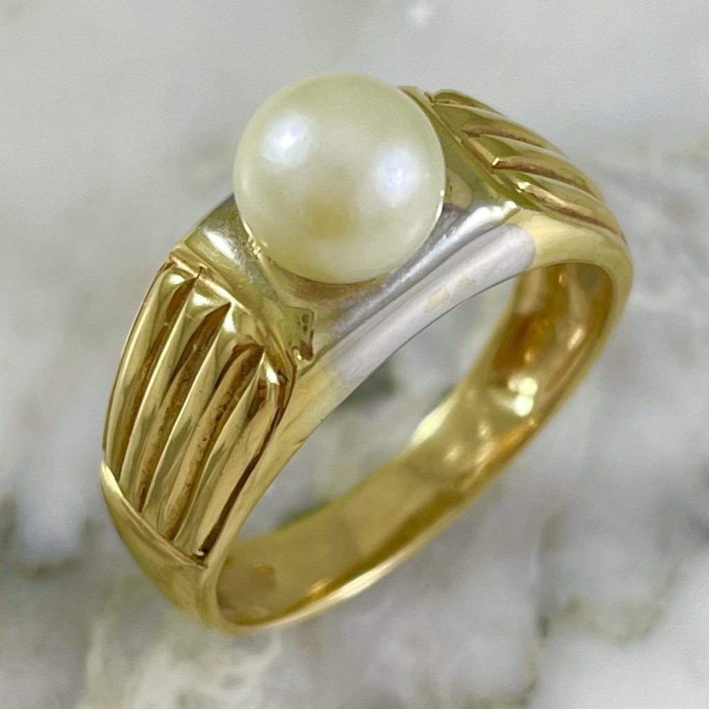 Anillo Casey