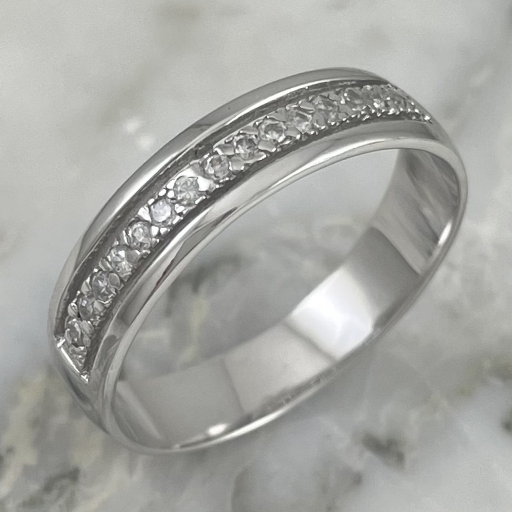 Anillo Linea De Circones