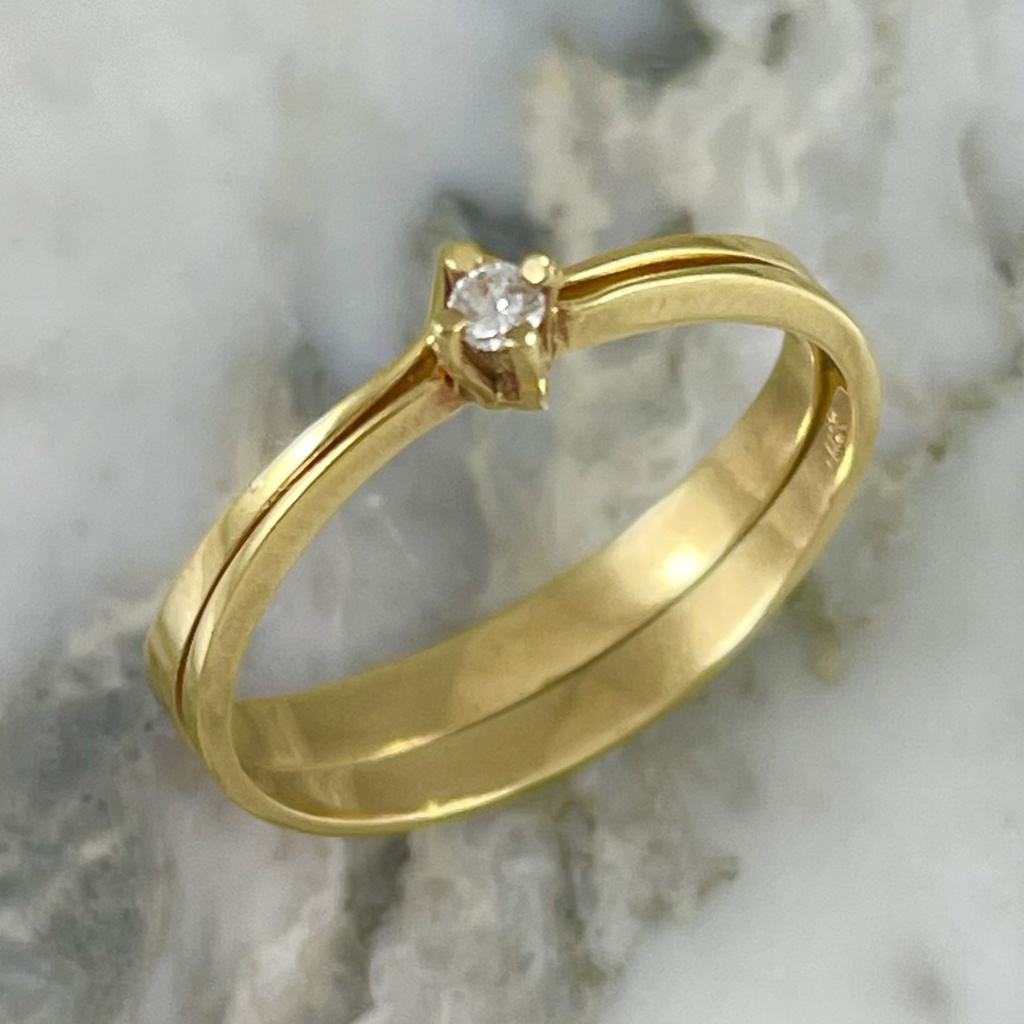 Lonely V Step On Ring