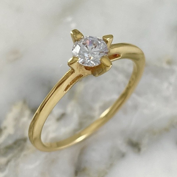 Flat Solitaire Ring