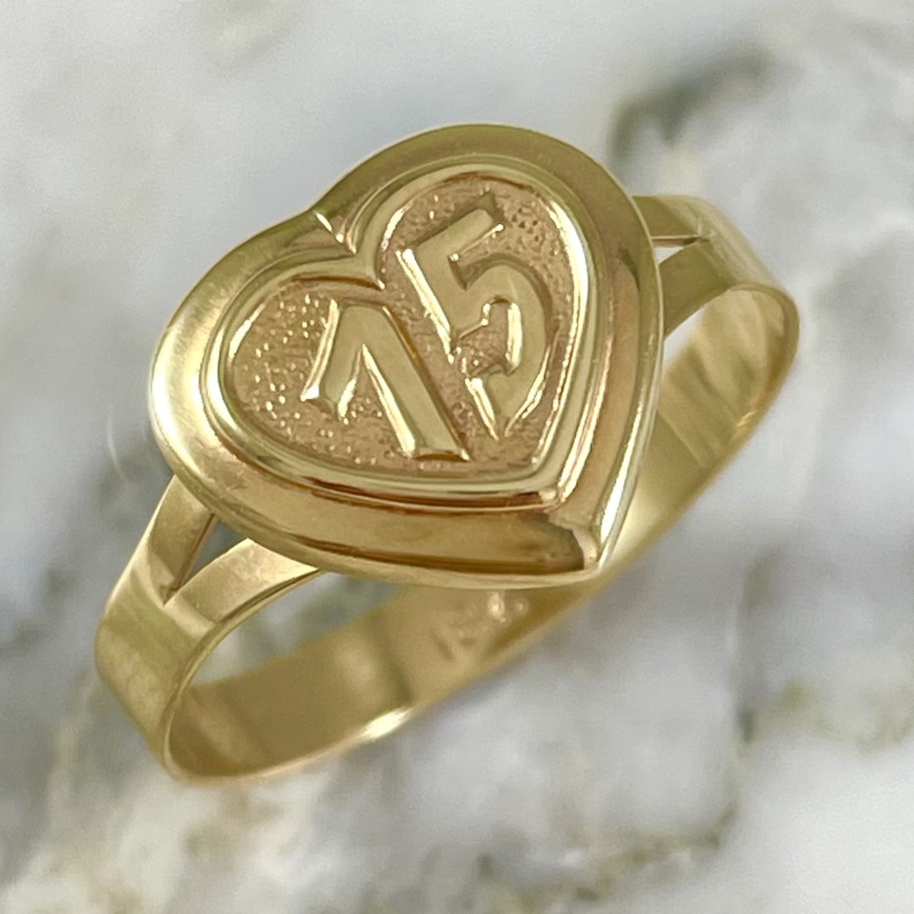 Anillo Heart Tallado Quince Años